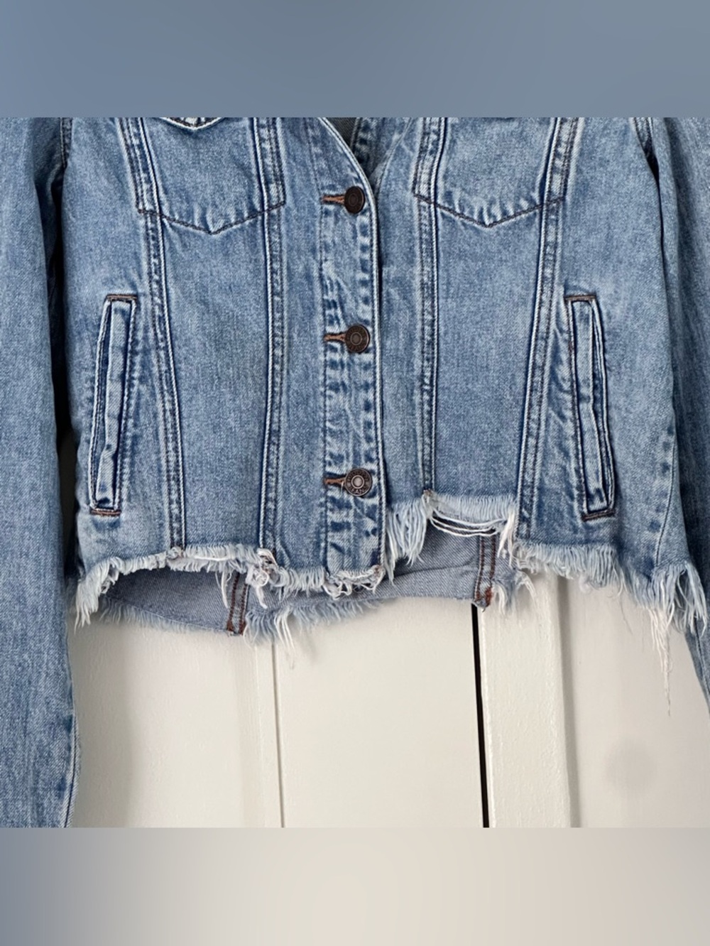 Cropped Denim Jacket Y2K Grunge Raw Hem Fitted Blue Small Hidden Jeans - Picture 4 of 8